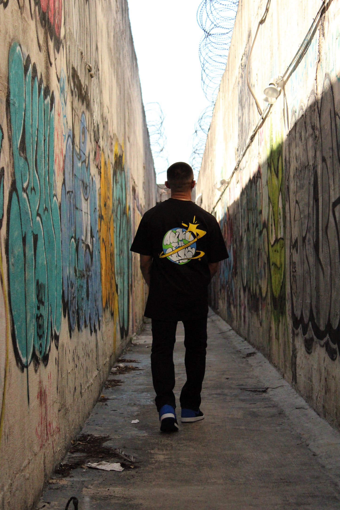 GO GLOBAL TEE